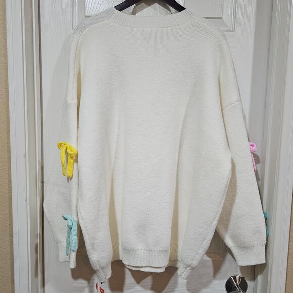 Cider Oversized Cream Bow Sweater Multicolored Applique Size M - Picture 3 of 8